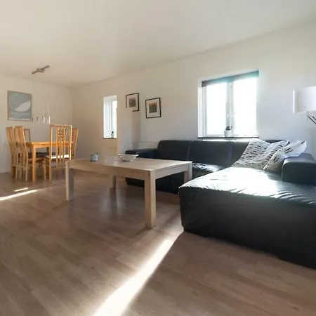 - Spacious Seaview Houses * Gudhjem